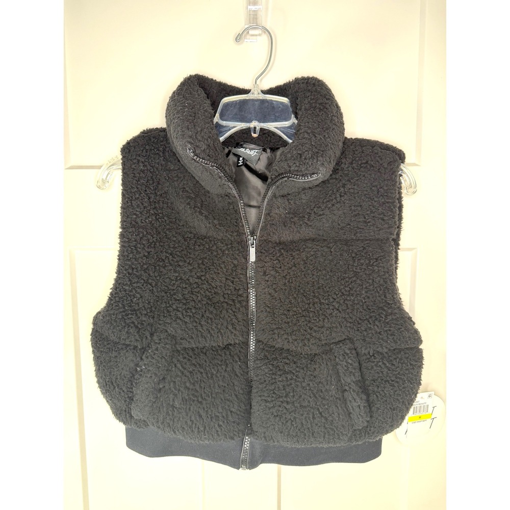 Flamingo Heart Black Sherpa Faux Fur Puffer Vest BJJV807 Size Medium NWT - Picture 2 of 11